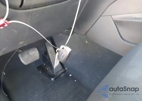 2021 Ford Explorer Xlt z USA, uszkodzony, nr VIN 1FMSK7DH4MGA81749